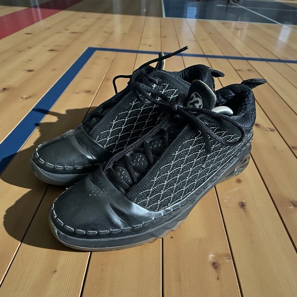 Jordan 23 Low Mens 11 Black & Dark Charcoal Basketball Shoes Style 323405-071